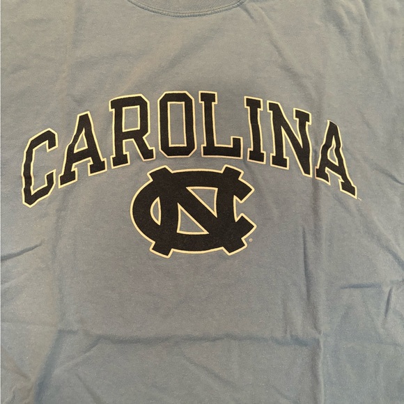 Men’s unc champion t shirt - Picture 2 of 3